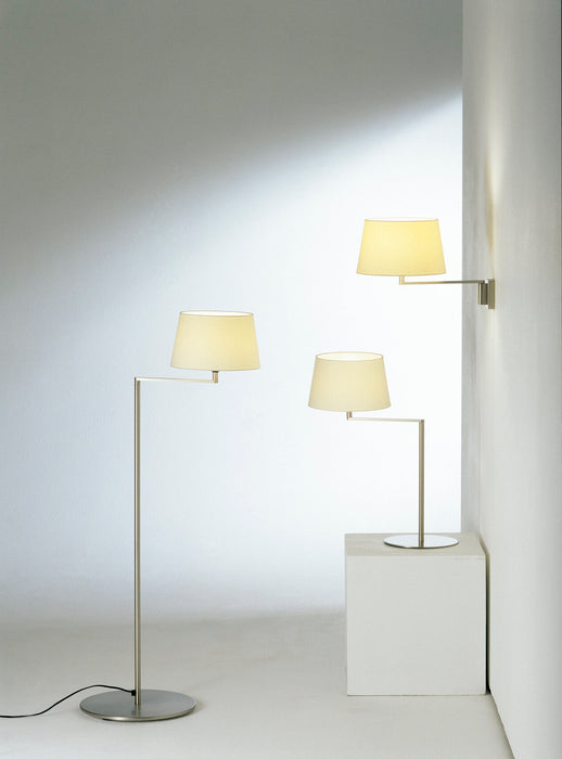 Santa &amp; Cole Americana floor lamp