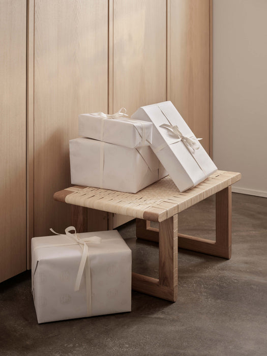 Carl Hansen Beistelltisch Ablagebank BM0488S von Børge Mogensen