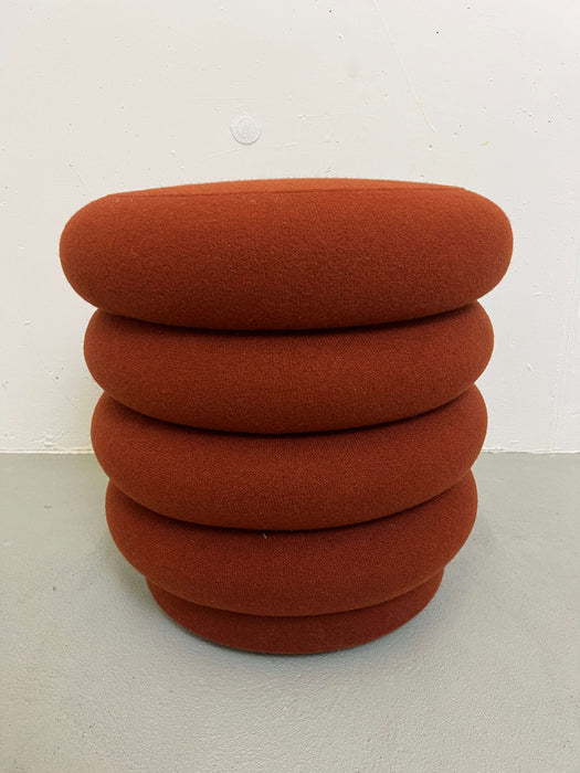 % Ausstellungsmodell Pouf round Ferm Living Stoff Tonus Schurwolle