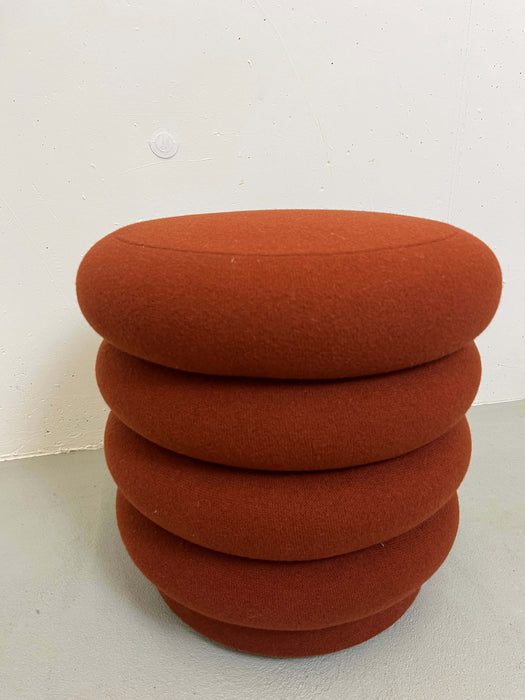 % Ausstellungsmodell Pouf round Ferm Living Stoff Tonus Schurwolle