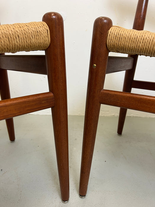Set of 2 vintage chairs Hans J. Wegner model W2 papercord teak