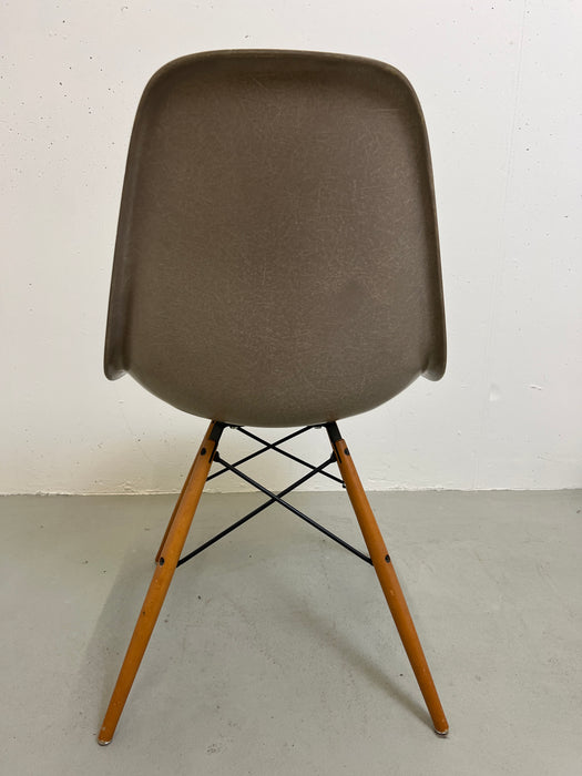Vintage Eames Sidechair Fiberglas greige Untergestell Buche