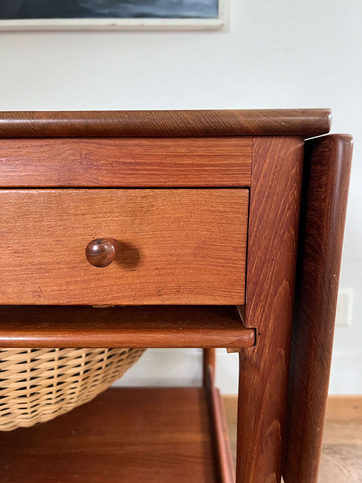 Vintage Hans Wegner Andreas Tuck Nähtisch Beistelltisch AT-33 Teak Denmark 60er