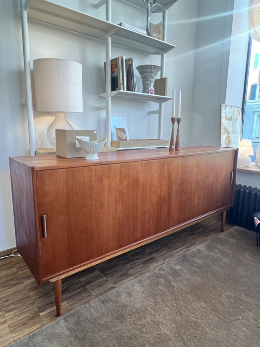 Vintage Sideboard Dänemark 60er Teak mit Schiebetüren