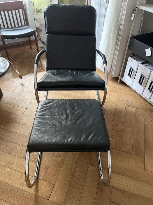 Vintage Sessel und Ottoman Bauhaus Leder Tecta D35 Lounge Chair