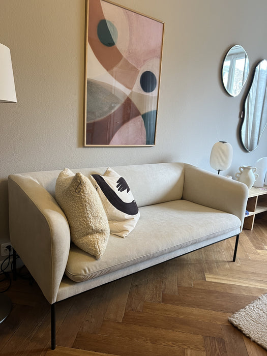 Ferm Living Turn Sofa 2er Ausstellungsmodell Stoff brushed off-white