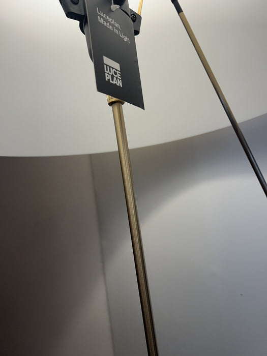 Luceplan Tischleuchte Constanza Messing Ausstellungsmodell