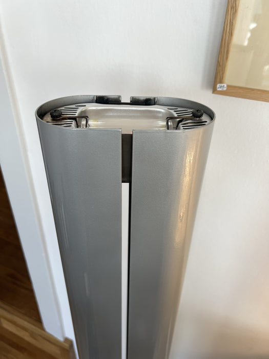 Vintage Stehleuchte Megaron von Artemide silbergrau