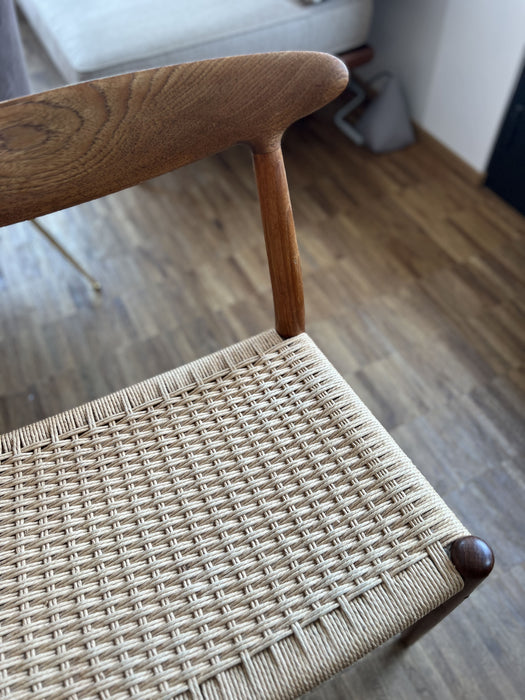 Set of 2 vintage chairs Hans J. Wegner model W2 papercord teak