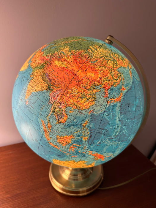 Vintage illuminated globe, globe gold