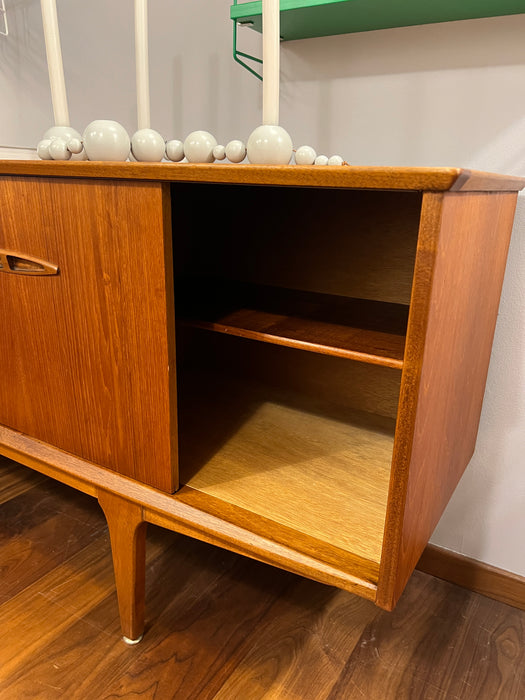 Vintage Sideboard Teak Jentique England 60er Jahre