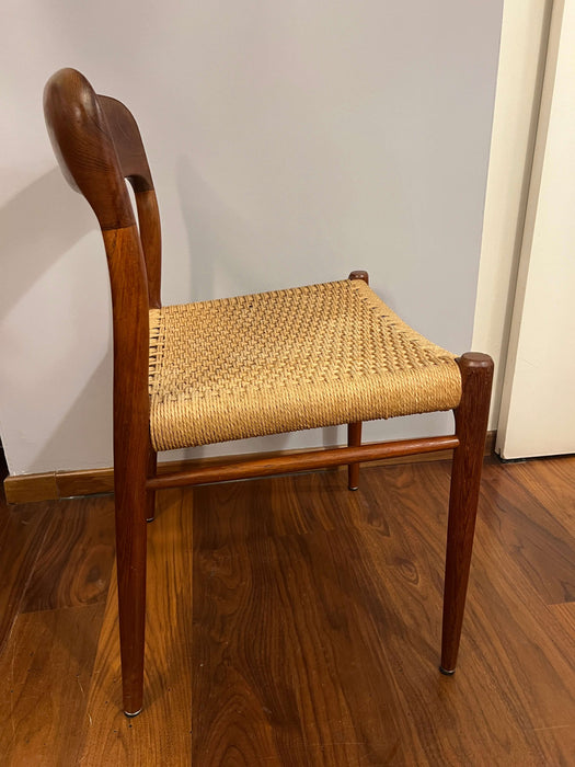 Vintage set of 4 chairs model 75 chair teak Niels O. Møller for JL Moller 1950s 