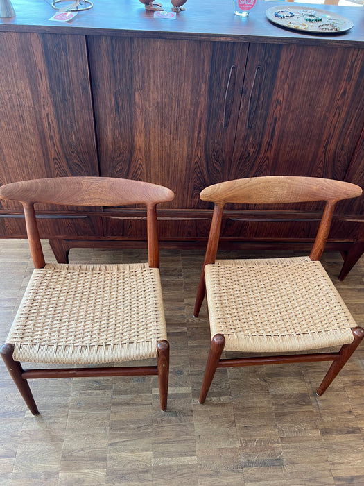 2-er Set Vintage Stühle Hans J. Wegner Modell W2 Papercord Teak