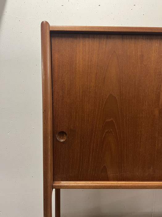 Vintage Midcentury Highboard Sideboard Hans Wegner RY 20 Teak 60er Dänemark