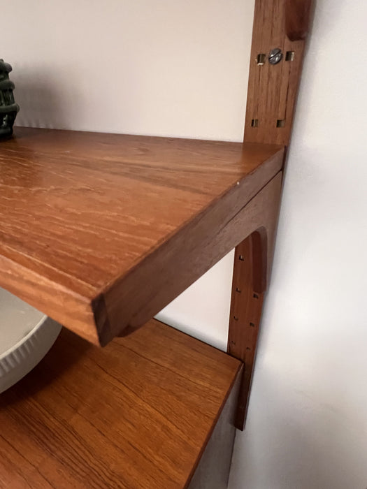 Vintage Wandregal HG Furniture Teak 60er