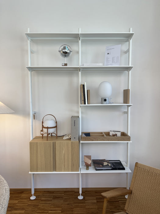 Pira G2 String Furniture Wandregal Eiche Metall weiss Ausstellungsmodell