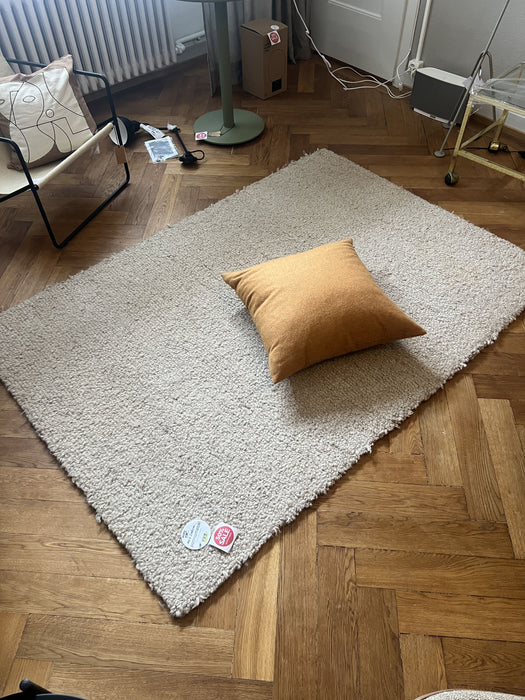 Teppich Ferm Living Shade Loop beige Ausstellungsmodell