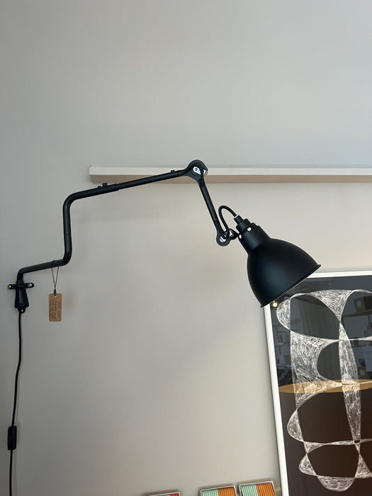 Wandleuchte DCW éditions Gras No 303 schwarz Ausstellungsmodell