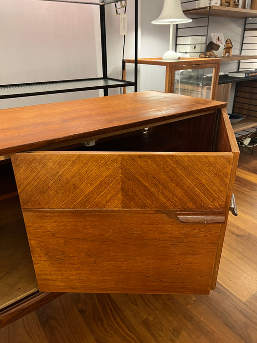 Vintage Sideboard mit Flügeltür und Schubladen Teak 60er Jahre