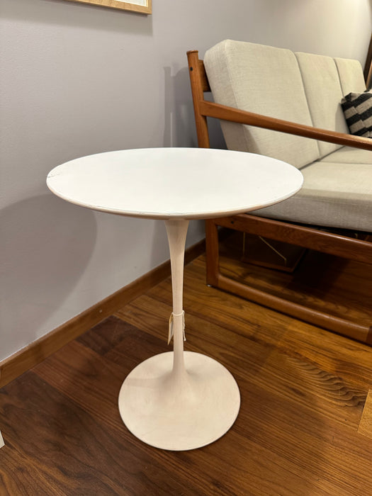 Vintage SAARINEN KNOLL Beistelltisch oval