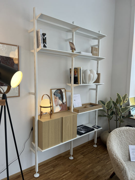 Pira G2 String Furniture Wandregal Eiche Metall weiss Ausstellungsmodell