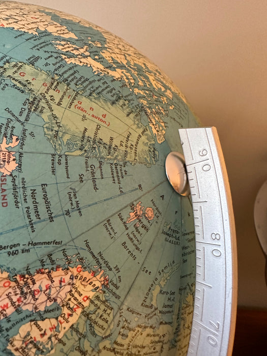 Vintage illuminated globe, Terra globe with day/night function