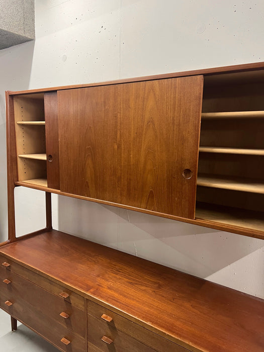 Vintage Midcentury Highboard Sideboard Hans Wegner RY 20 Teak 60er Dänemark