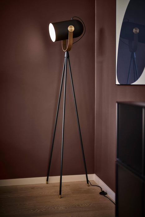 Le Klint Stehlampe Carronade II