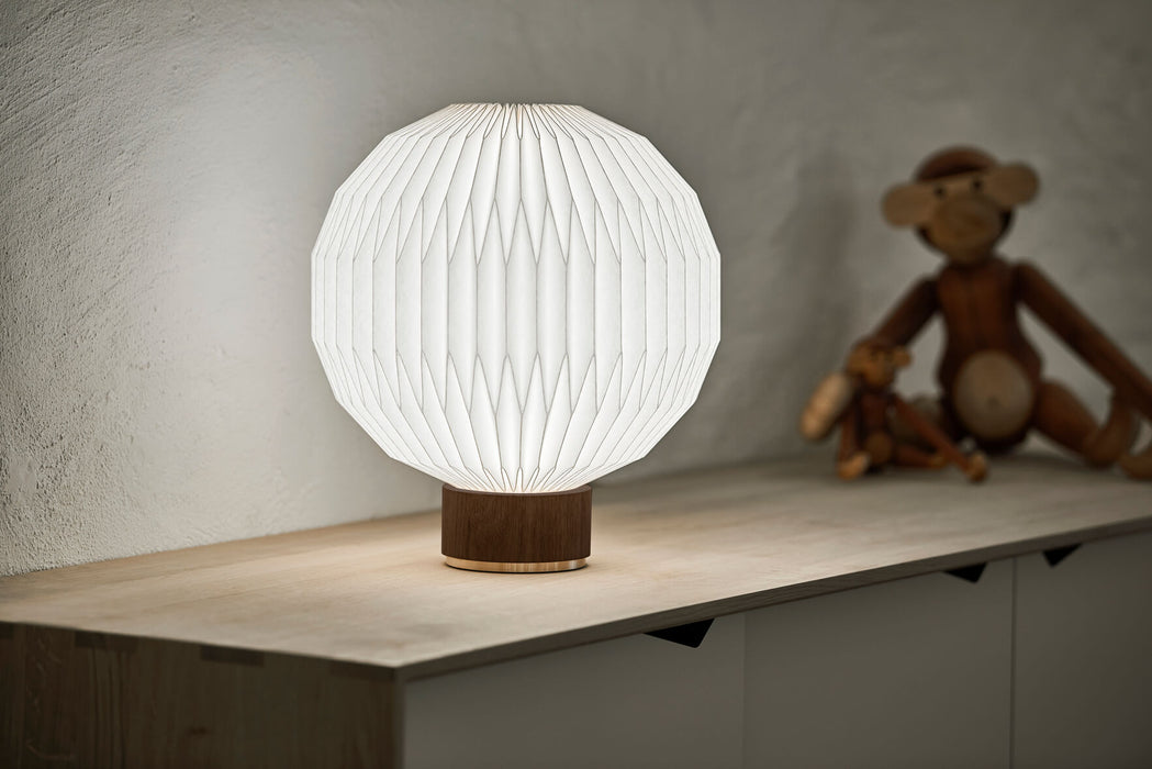 Le Klint Tischleuchte Modell 375 Ausstellungsmodell Small Papierschirm