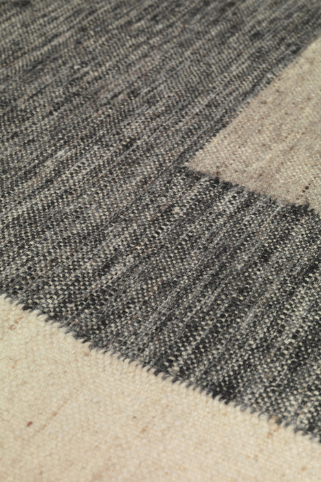 Ferm Living Teppich Counter Rug Ausstellungsmodell