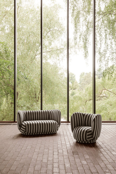 Ferm Living Lounge Chair Rico mit Ottoman Ausstellungsmodell