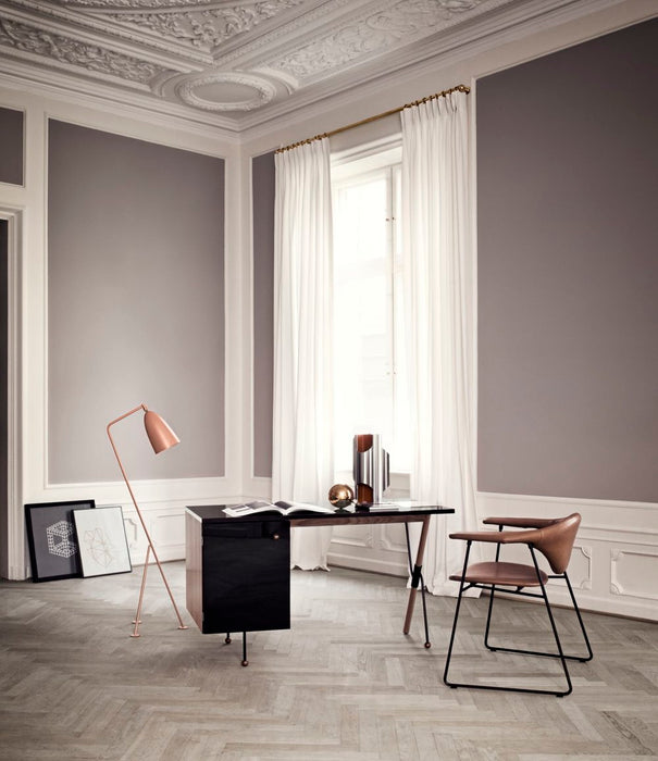Gubi floor lamp Gröshoppa design Greta Grossman