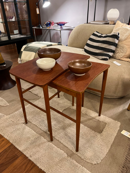 Vintage 2-er Nesting Tables Beistelltische Nierenform Dänemark 60er