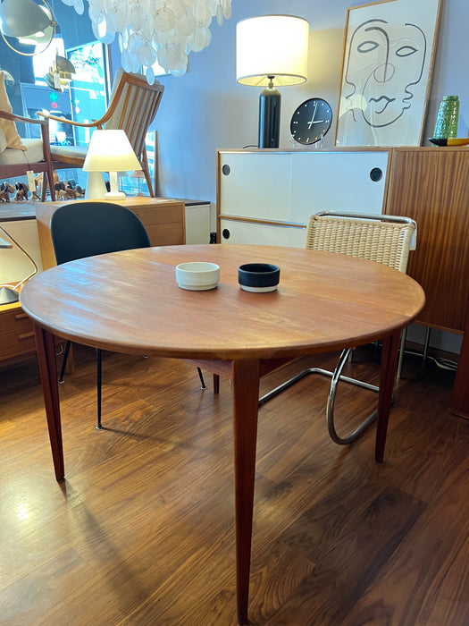 Vintage Rosengren Hansen Teak rund oval für Brande Dänemark 60er extendable