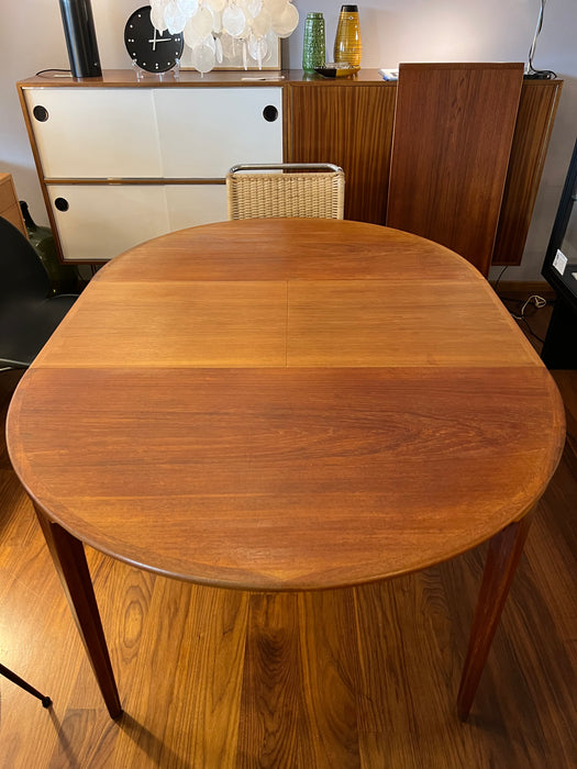 Vintage Rosengren Hansen Teak rund oval für Brande Dänemark 60er extendable