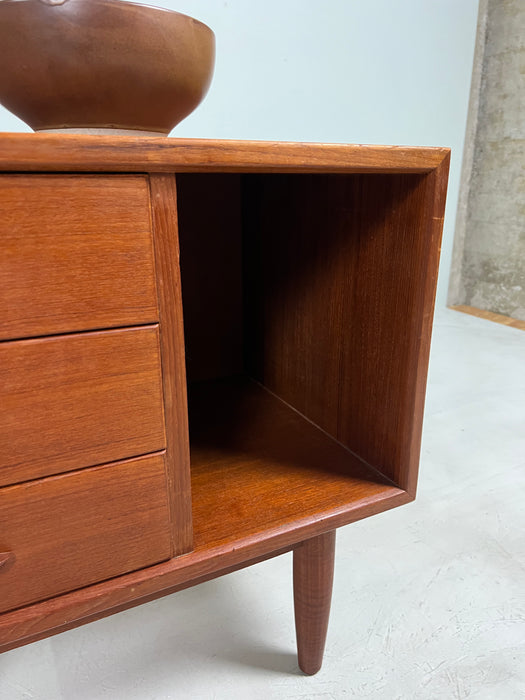 Vintage Teak Kommode klein Nachttisch Swiss Teak Rarität 60er