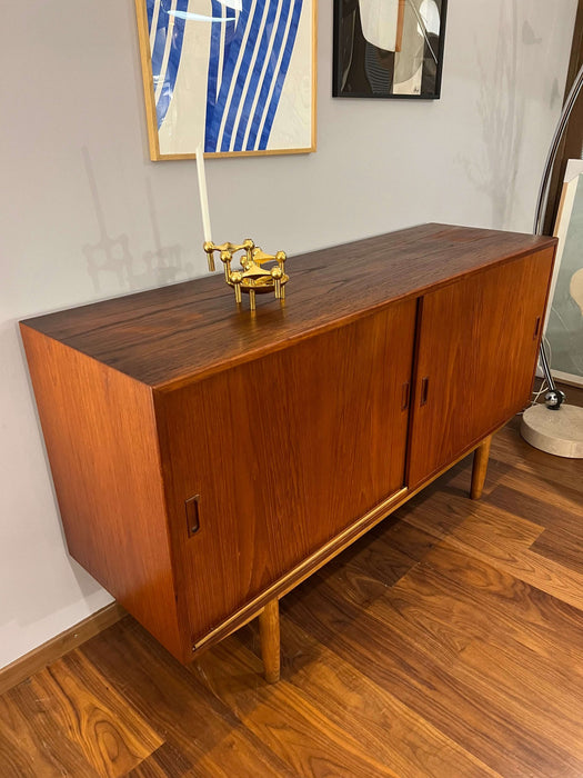 Vintage sideboard teak oak Børge Mogensen for Søborg furniture factory Denmark 60s 