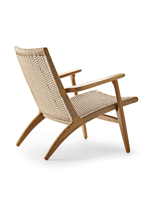 Wegner CH25_Oak-oil_Back.jpg