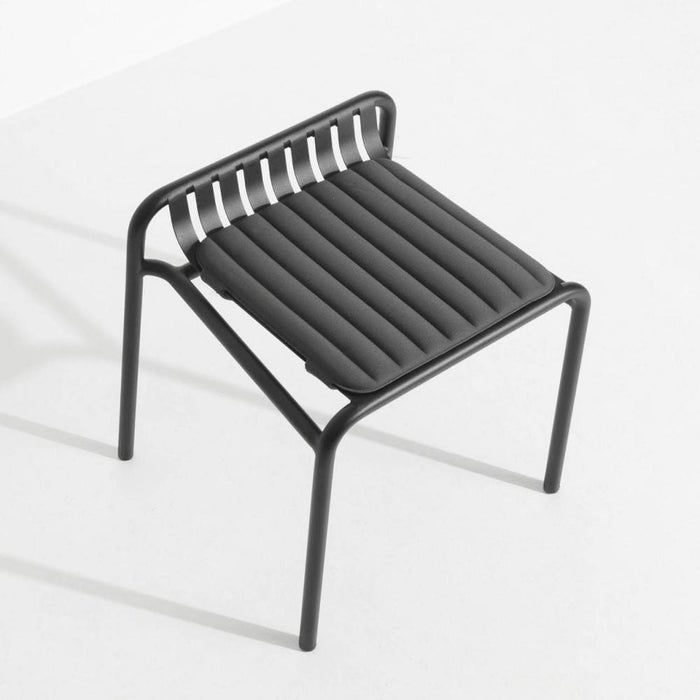 WEEKEND seat cushions for the garden furniture from Petite Friture 