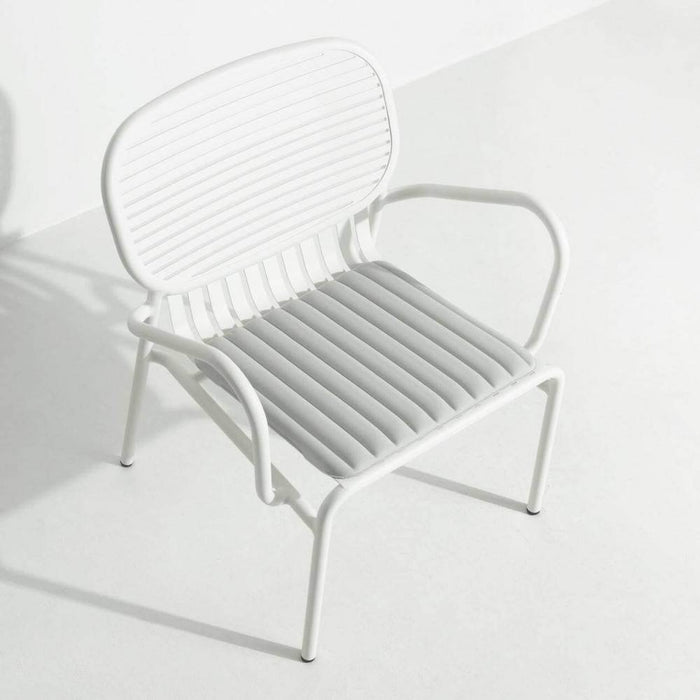WEEKEND seat cushions for the garden furniture from Petite Friture 